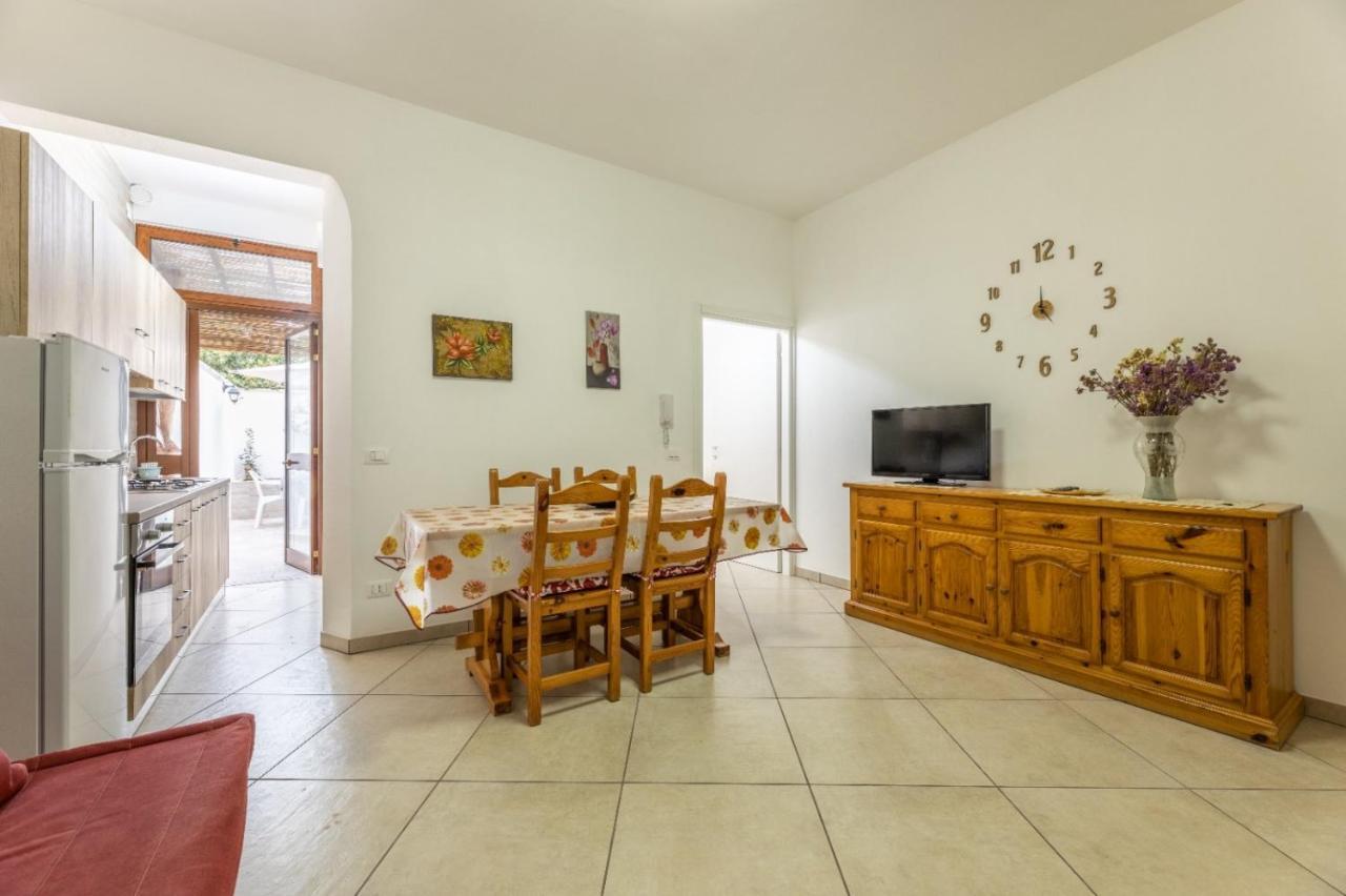 Giulio'S Apartment Тавиано Екстериор снимка