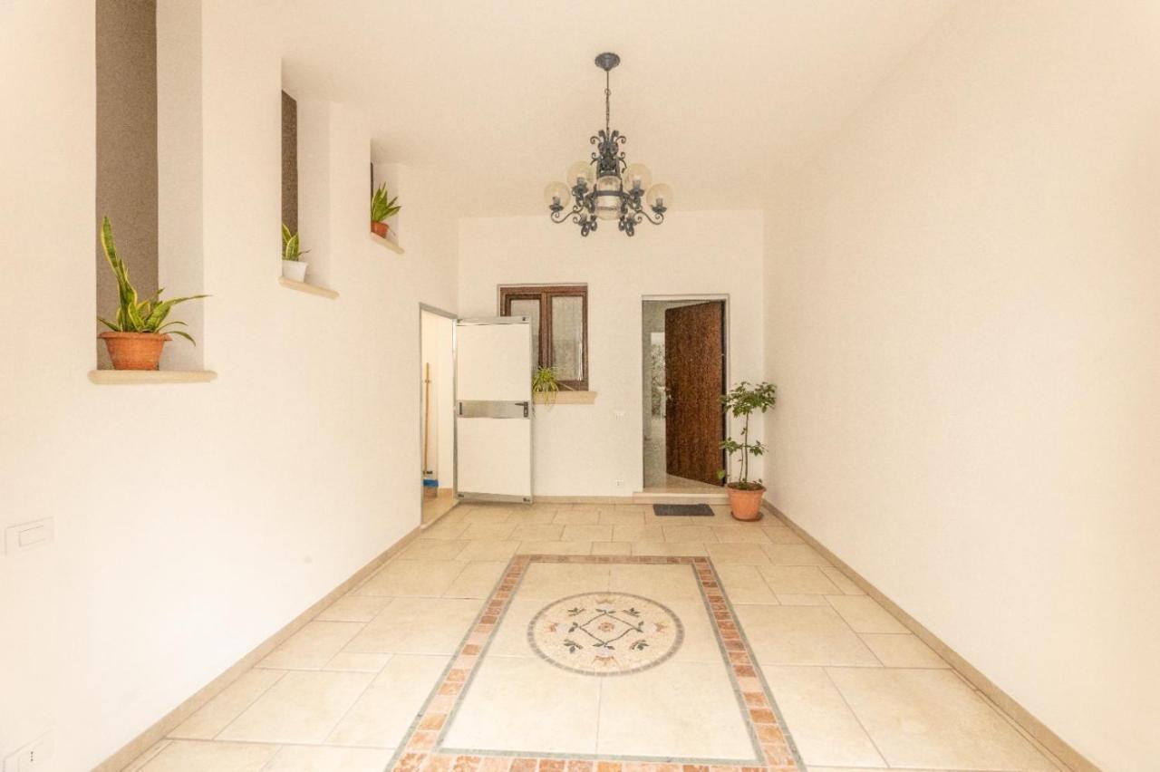 Giulio'S Apartment Тавиано Екстериор снимка